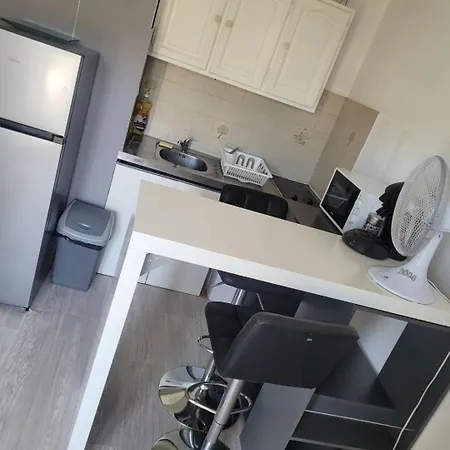 Apartment A 5 Min Des Plages, Parking Gratuit *