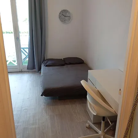 A 5 Min Des Plages, Parking Gratuit Apartment *
